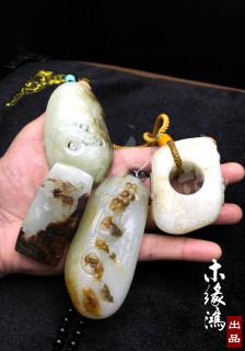 和田玉籽料有黑皮色的吗